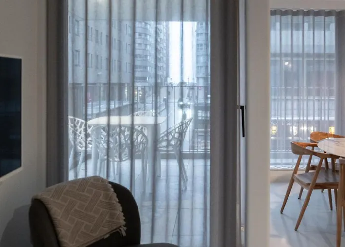 Apartment Modern 2-bedroom With Balcony Ostende