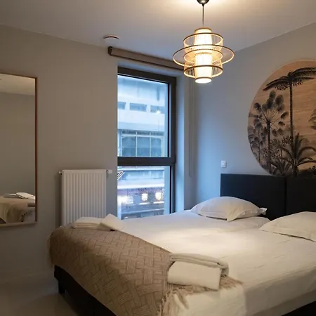 Modern 2-bedroom With Balcony Apartmán